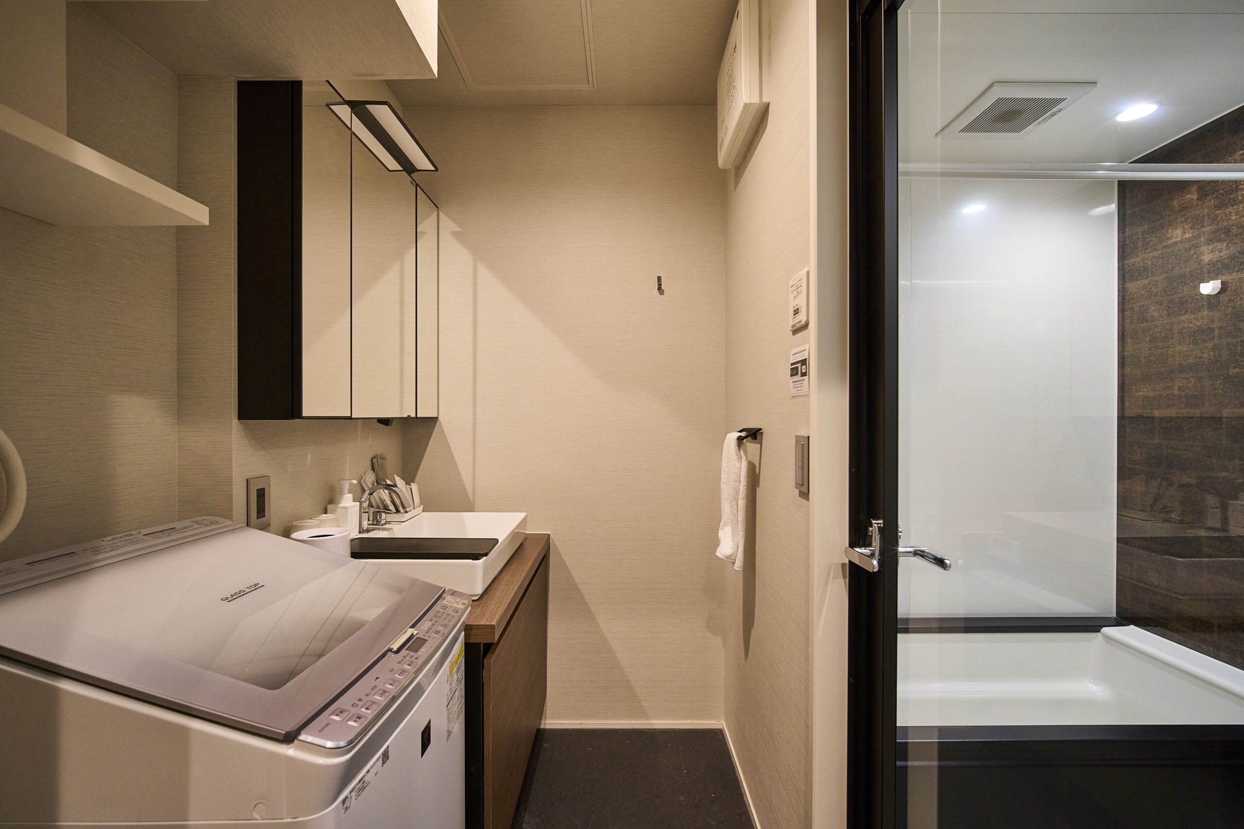 ラグジュアリーツイン滄 ダブルソファベッド付き