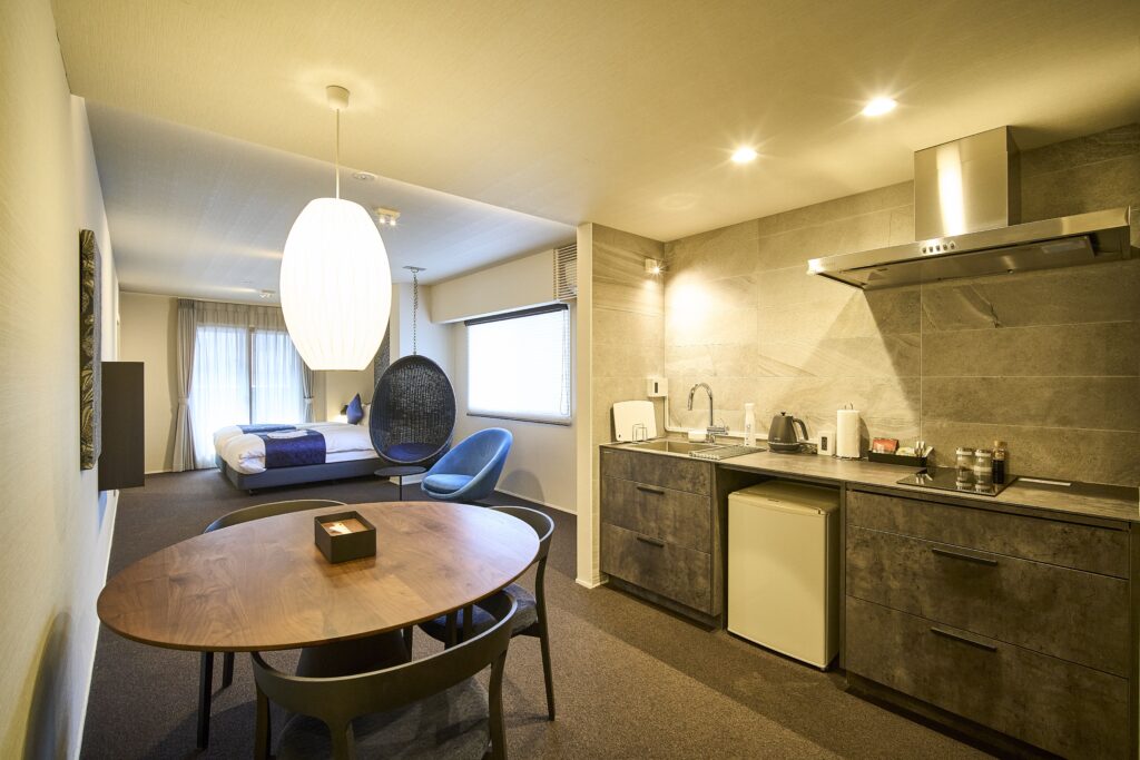 Luxury Twin Room "AO"(Blue) with Hanging Chair